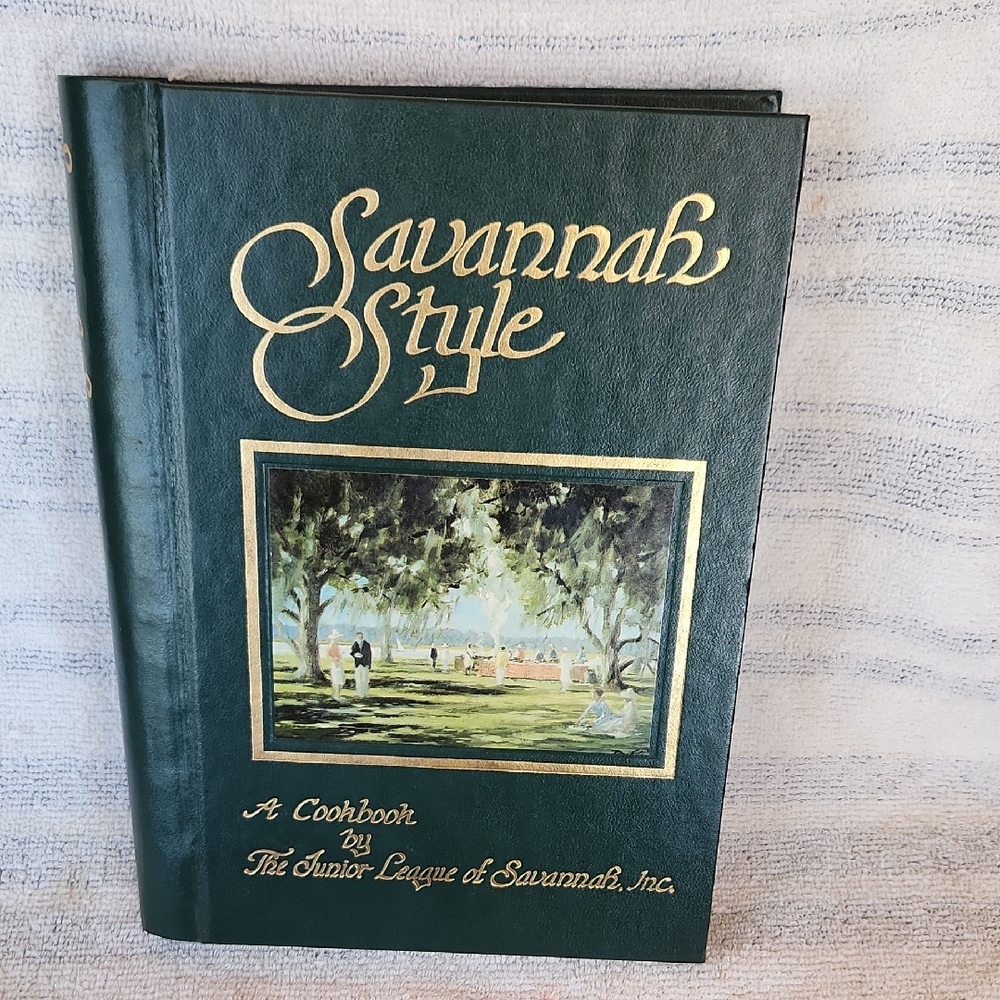 Savannah Style Cookbook By Junior League Of Savannah 1980